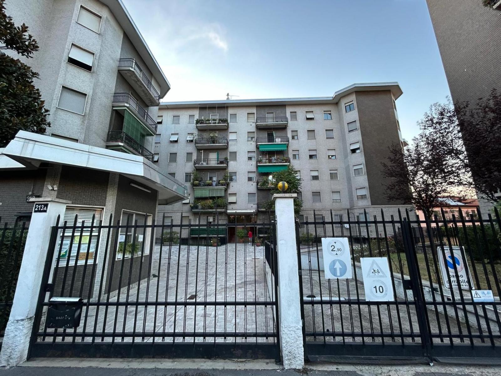 Your Home In Milan - Elegant & Comfortable Stay Zewnętrze zdjęcie